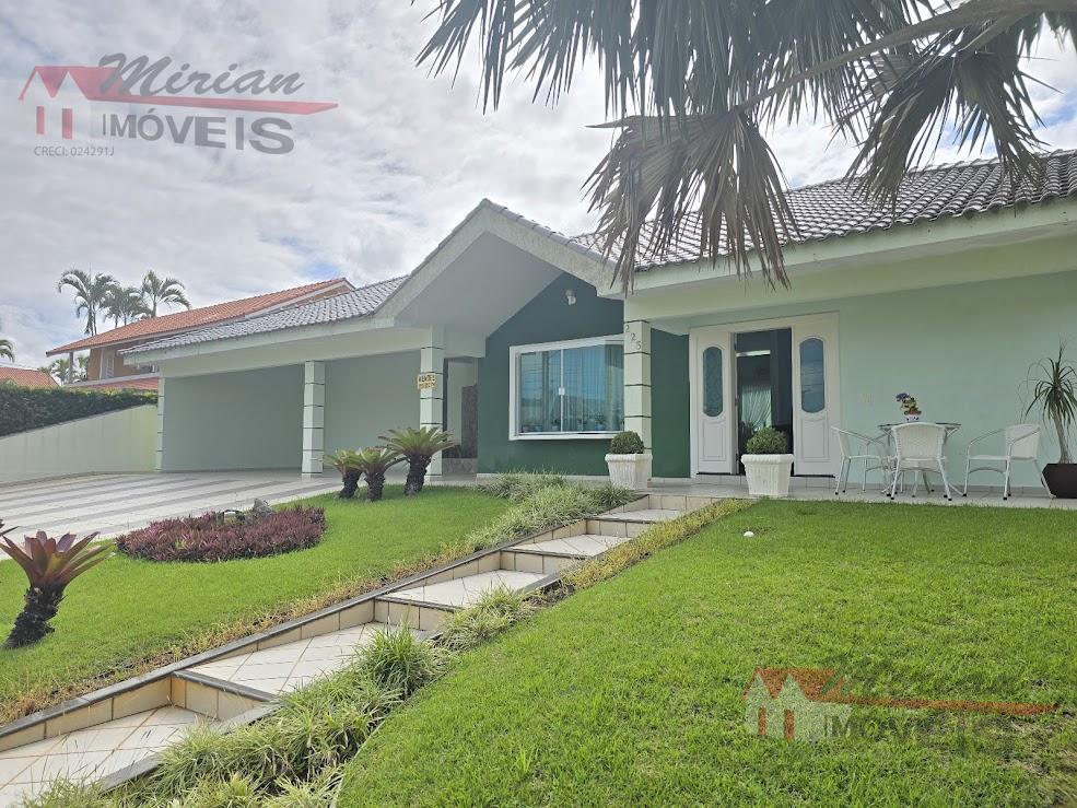 casa CC00138 em Bougainville Residencial III